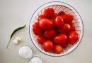 Homemade Spicy Tomato Juice Canning Recipe