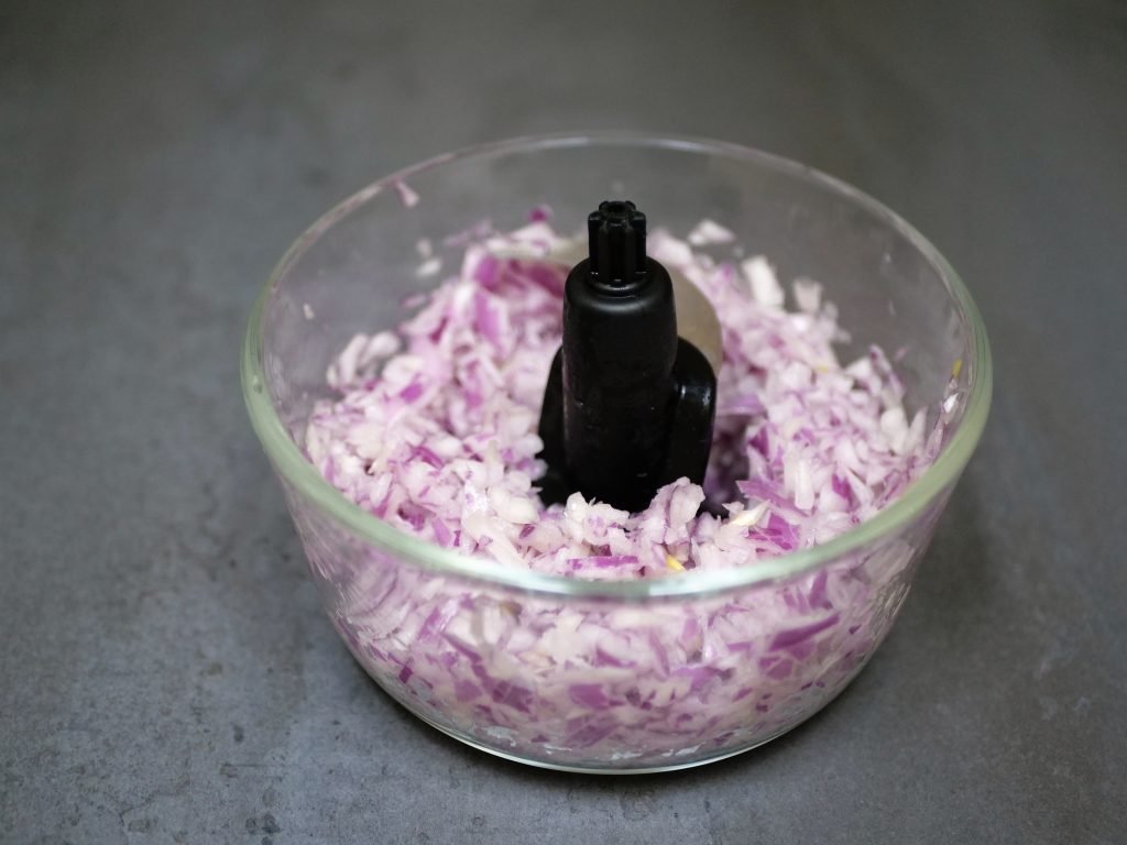 minced red onions