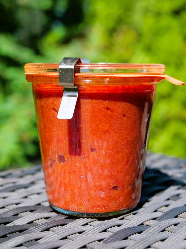 low-sugar strawberry mango jam canned in WECK jar
