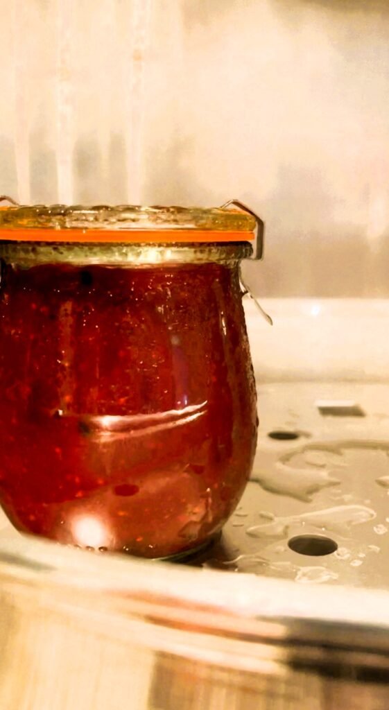 cranberry chutney preserved in WECK tulip jars