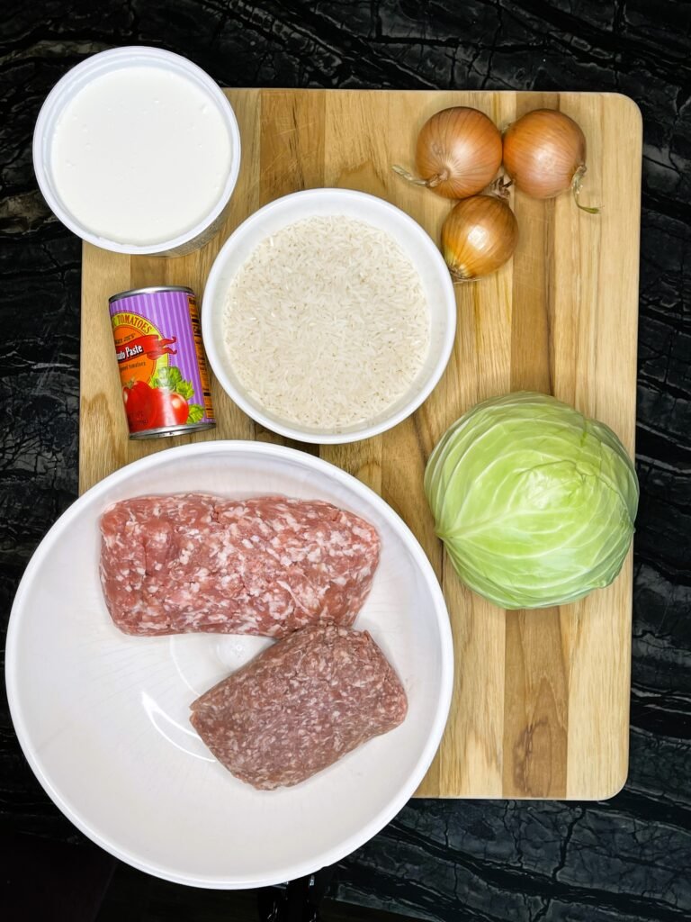 recipe ingredients required to make this cabbage rolls