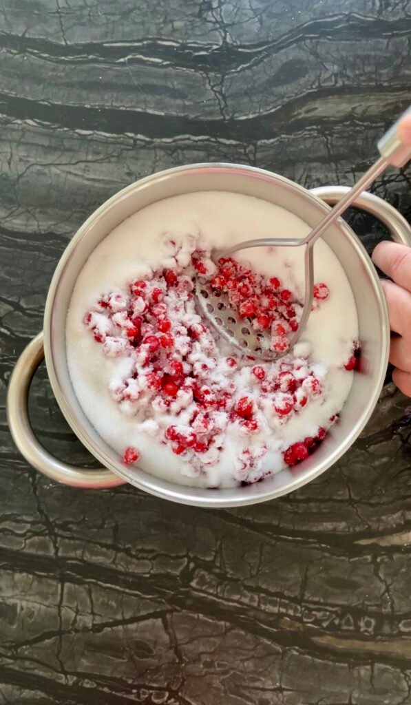 to make huckleberry jam recipe combine sugar with berries first