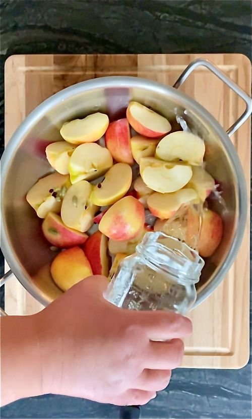 add water to apples to cover