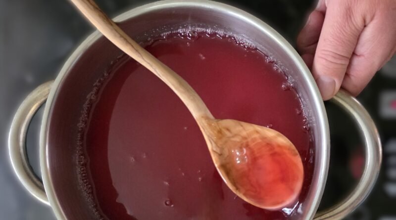 Crab Apple Jelly Classic and Low-Sugar With Pectin